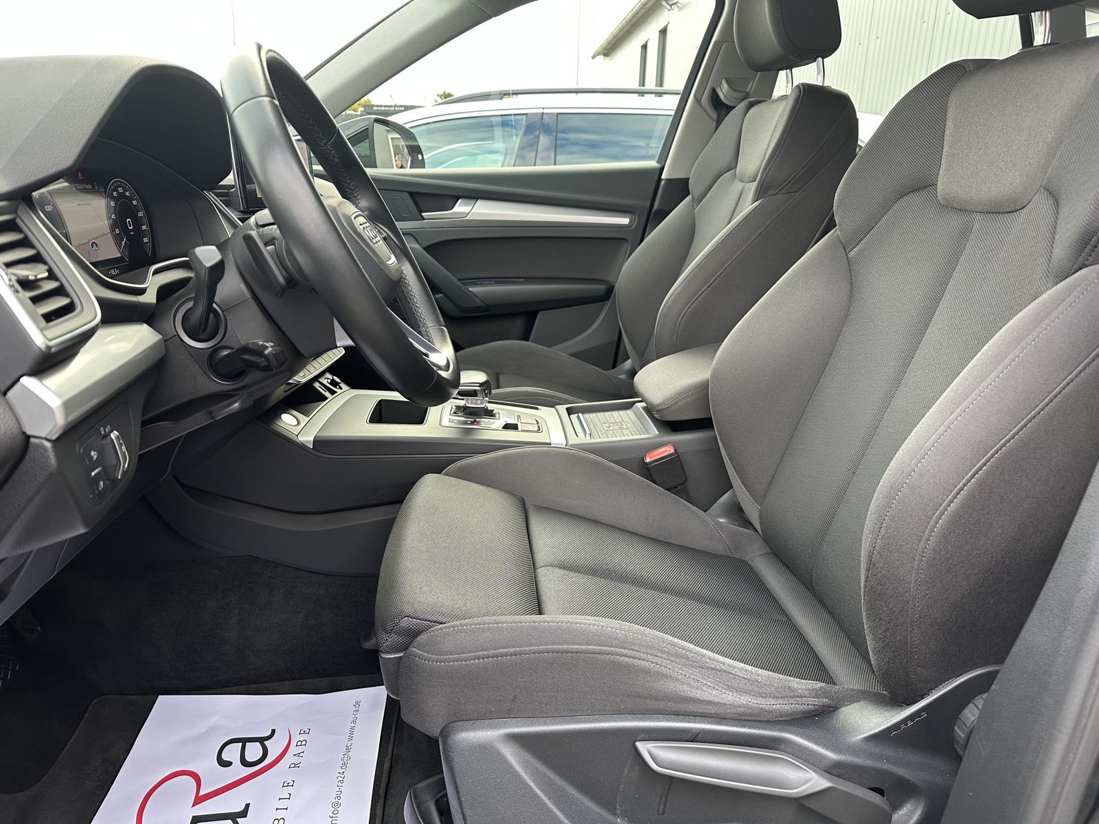 Fahrzeugabbildung Audi Q5 50 TFSI e Quattro NAV+LED+KAM+V-COCK+TEMPOMAT