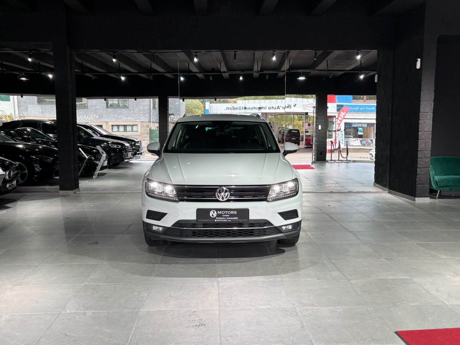 Fahrzeugabbildung Volkswagen Tiguan Highline *CarPlay*Kamera*LED*SHZ*Navi