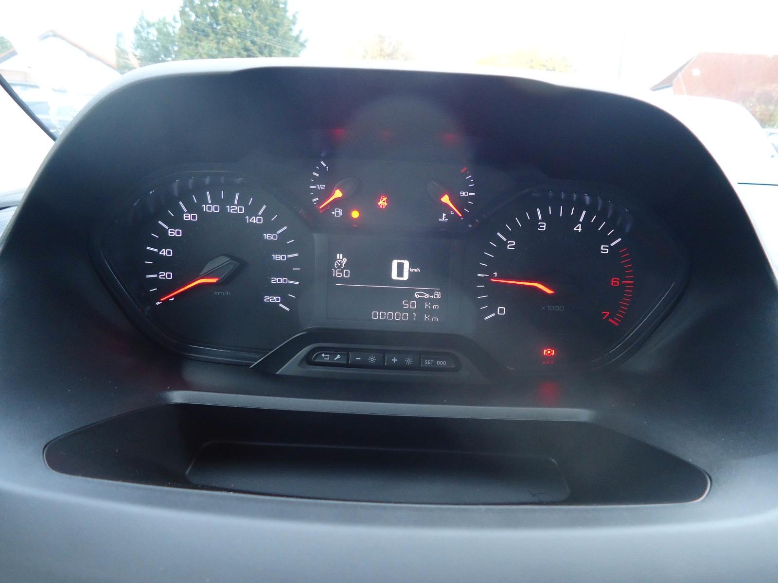 Peugeot Partner KW L1 110 PureTech Premium *Klima-PDC*