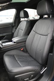 Audi A8 - 8