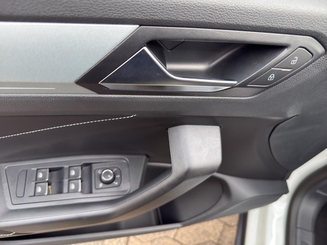 Fahrzeugabbildung Volkswagen T-Roc Cabriolet ENERGY RFK.AHK.Plus Paket.Keyles