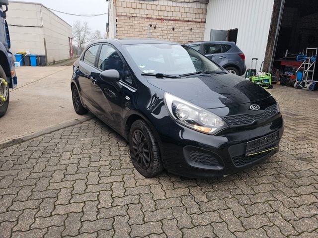 Kia Rio Business Line