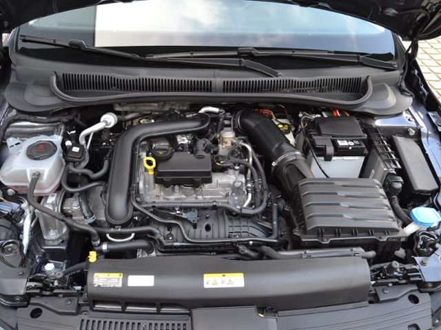 Polo 1.0 TSI 95 PS Life LED/IQ.DRIVE-PAKET/ACC/A