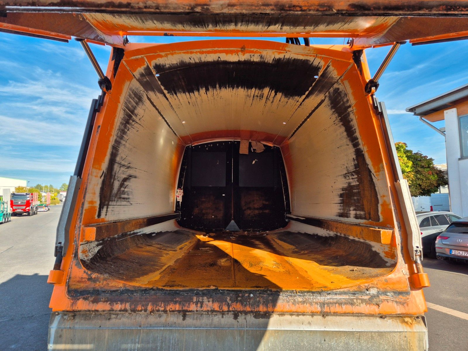 Fahrzeugabbildung Mercedes-Benz Actros 2533 L Faun Variopress II524 V19 Zoeller