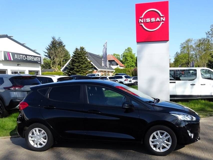 Fahrzeugabbildung Ford Fiesta 1,1 Cool & Connect Sitzheizung/Klima