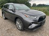 Toyota Highlanda PLATINUM AWD - Toyota Highlander mit Benzin-Antrieb