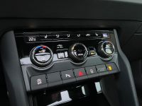 SKODA Karoq 1.5 TSI ACT DSG Sportline PANO AHK 5J GAR bei Autohaus Landmann & Maier OHG