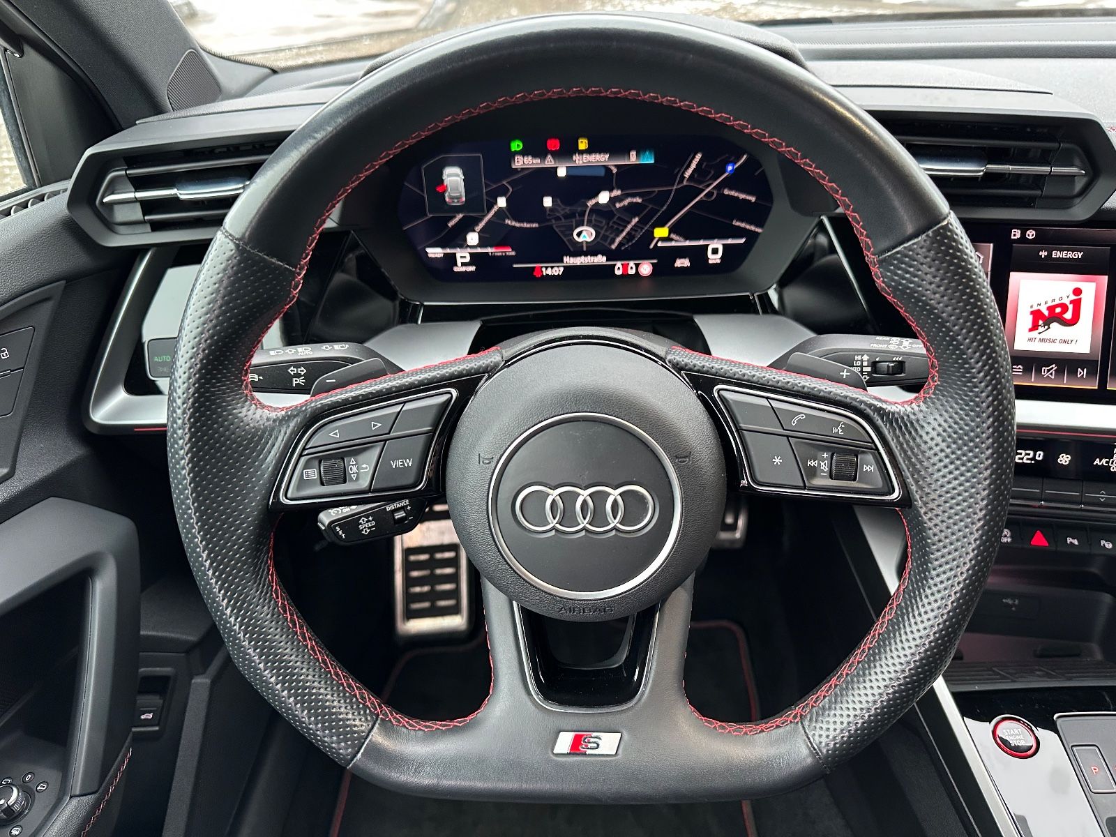 Fahrzeugabbildung Audi S3 Sportback 2.0 TFSI quattro Matrix/Business