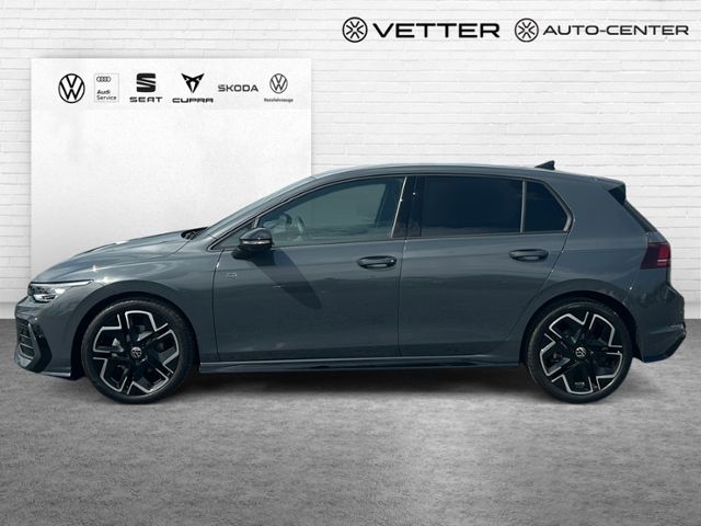 Fahrzeugabbildung Volkswagen Golf R-Line 1.5 eTSI 150 PS DSG NAVI LED RFK