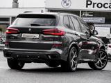 BMW X5 xDrive45e M SPORT+AHK+H/K+PANO+HuD+DA PROF+36 - BMW X5: Sport