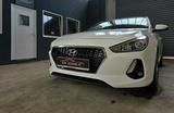 Hyundai i30 TREND LIMOUSINE-1.HD-ALU-KLIMAANLAGE-SHZ-TOP - Hyundai i30: Trend