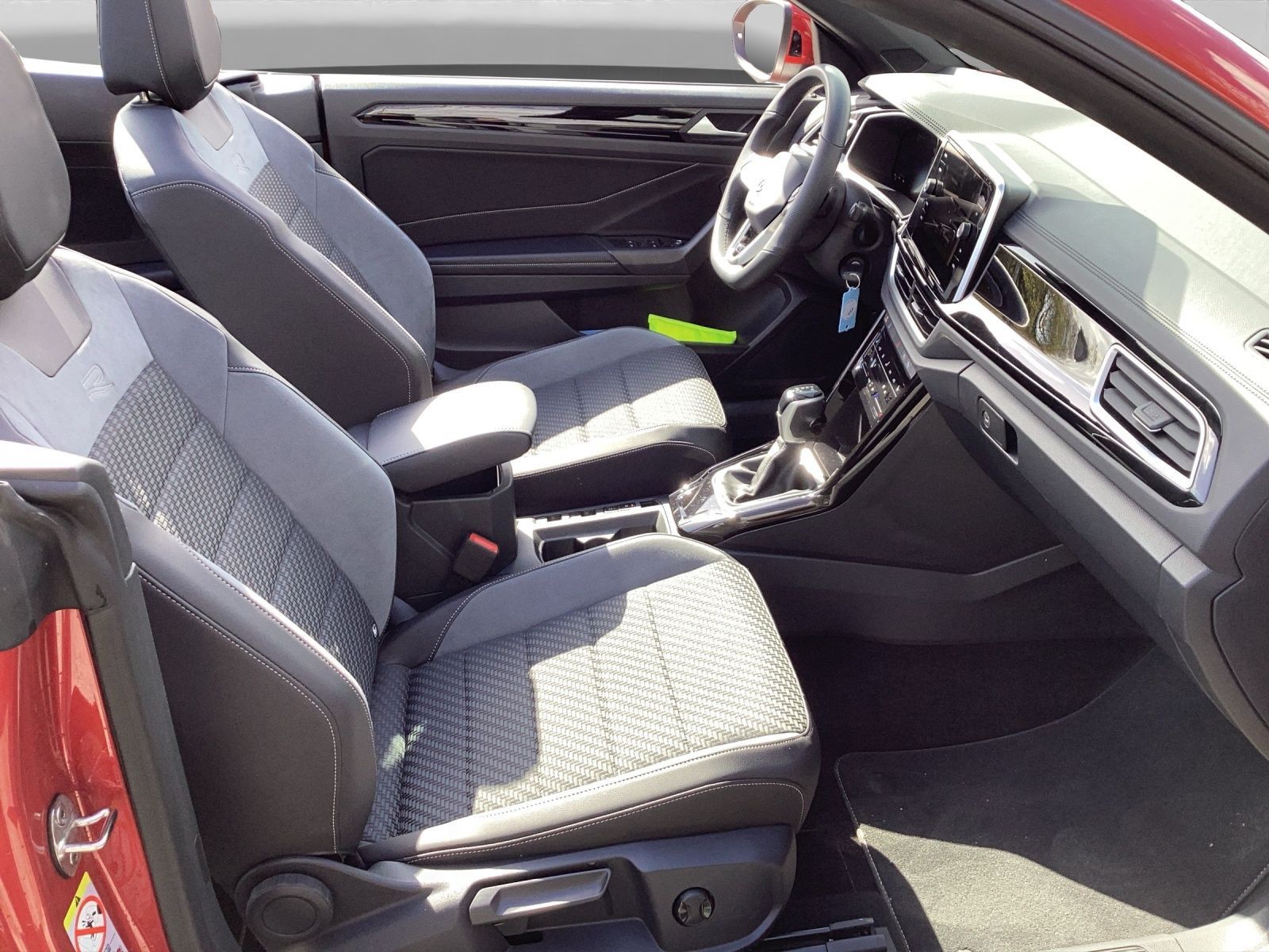Volkswagen T-Roc - Bild 4