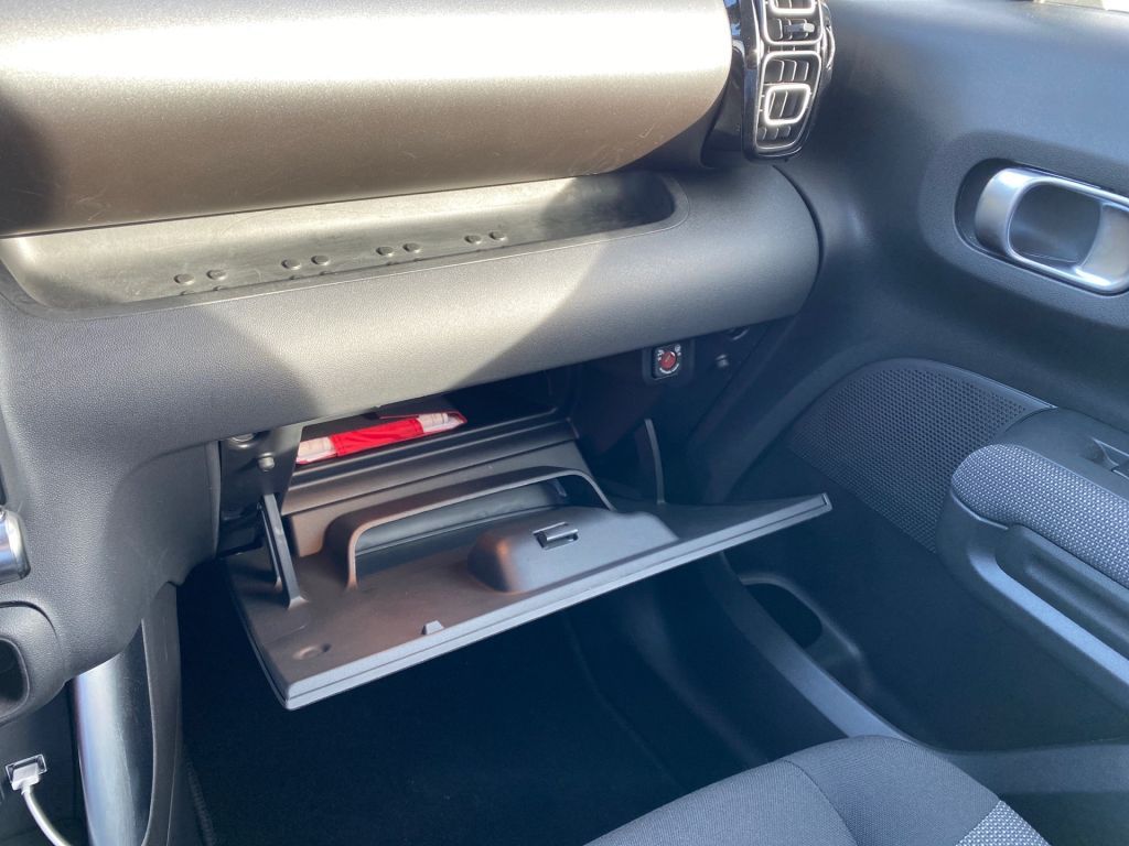 Fahrzeugabbildung Citroën C3 Aircross PureTech 110 Stop & Start OPF Feel