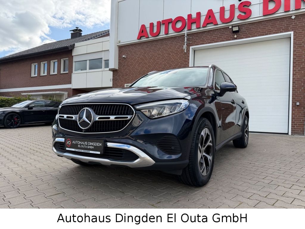 Image of Mercedes-Benz GLC 220