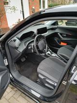 Peugeot 2008 PureTech 130 EAT8 Allure Pack Allure Pack - Peugeot 2008 in Bremen