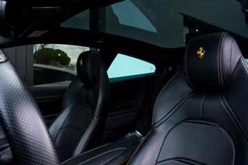 صورة مصغرة 32 لـ 2017 Ferrari GTC4LUSSO