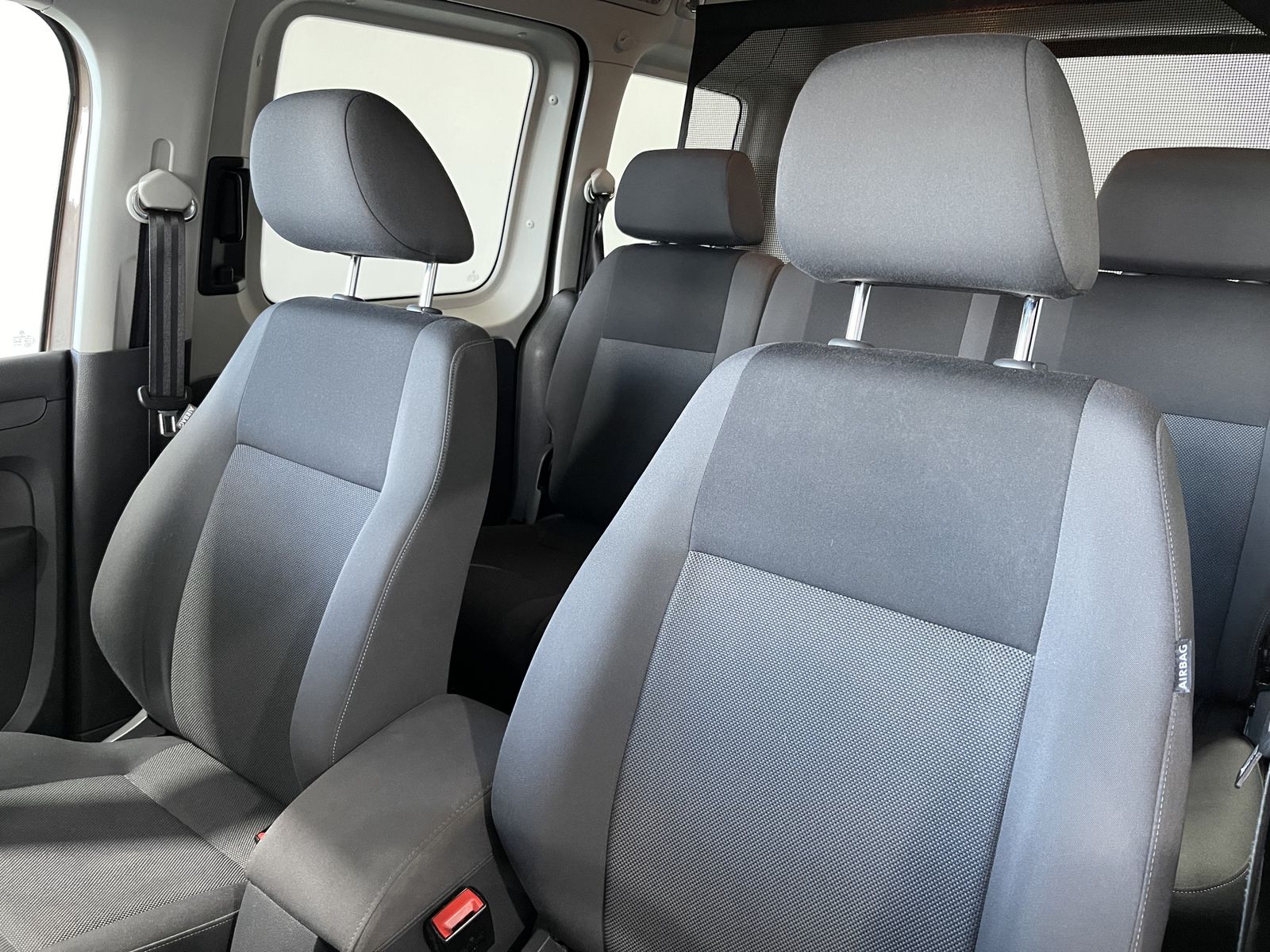 Fahrzeugabbildung Volkswagen Caddy Trendline 2.0 TDI*Navi*PDC*AHK*SHZ*Klima*