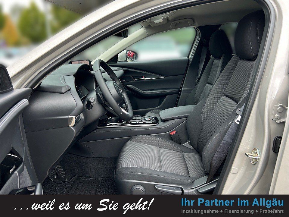 Fahrzeugabbildung Mazda CX-30 SKY-X 186 AT FWD EXCLUSIVE BOSE+HEADUP+360