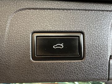 Volkswagen BMTStart-Stopp *AHK*Sitzh.*Pano*ACC*