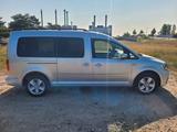 Volkswagen Caddy Maxi Comfortline *AHK*NAVI*PDC*8-fachBer. - Volkswagen Caddy Maxi in Berlin