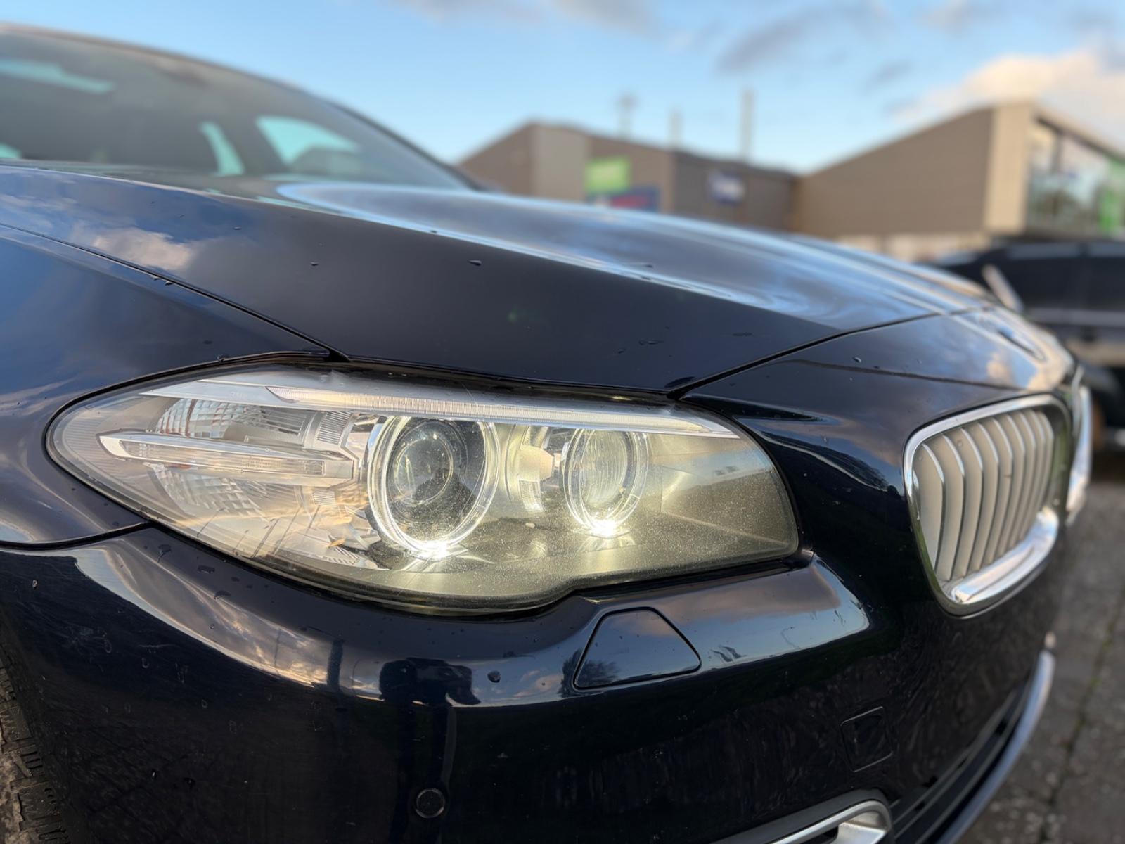 BMW 530 2013 — interior