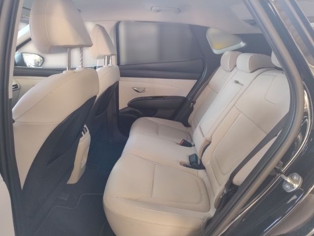 Fahrzeugabbildung Hyundai Tucson FL PHEV (MY25) 1.6 T-GDi (252 PS) 6-AT 4W