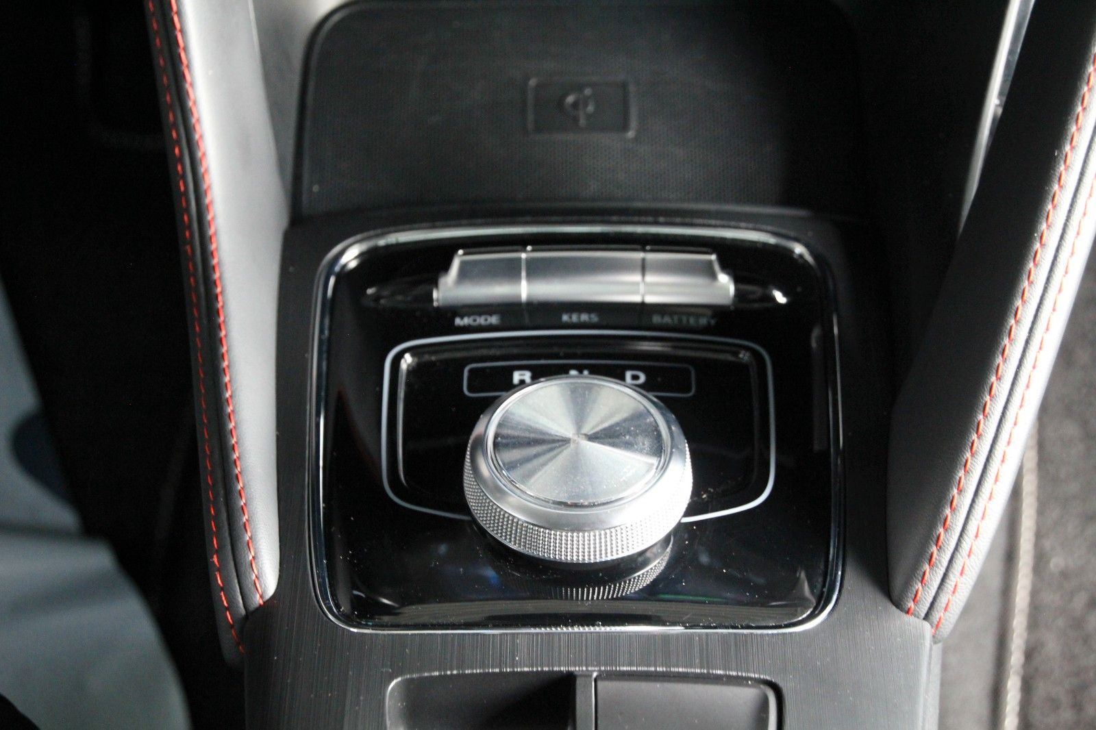 Fahrzeugabbildung MG ZS EV Luxury Maximal