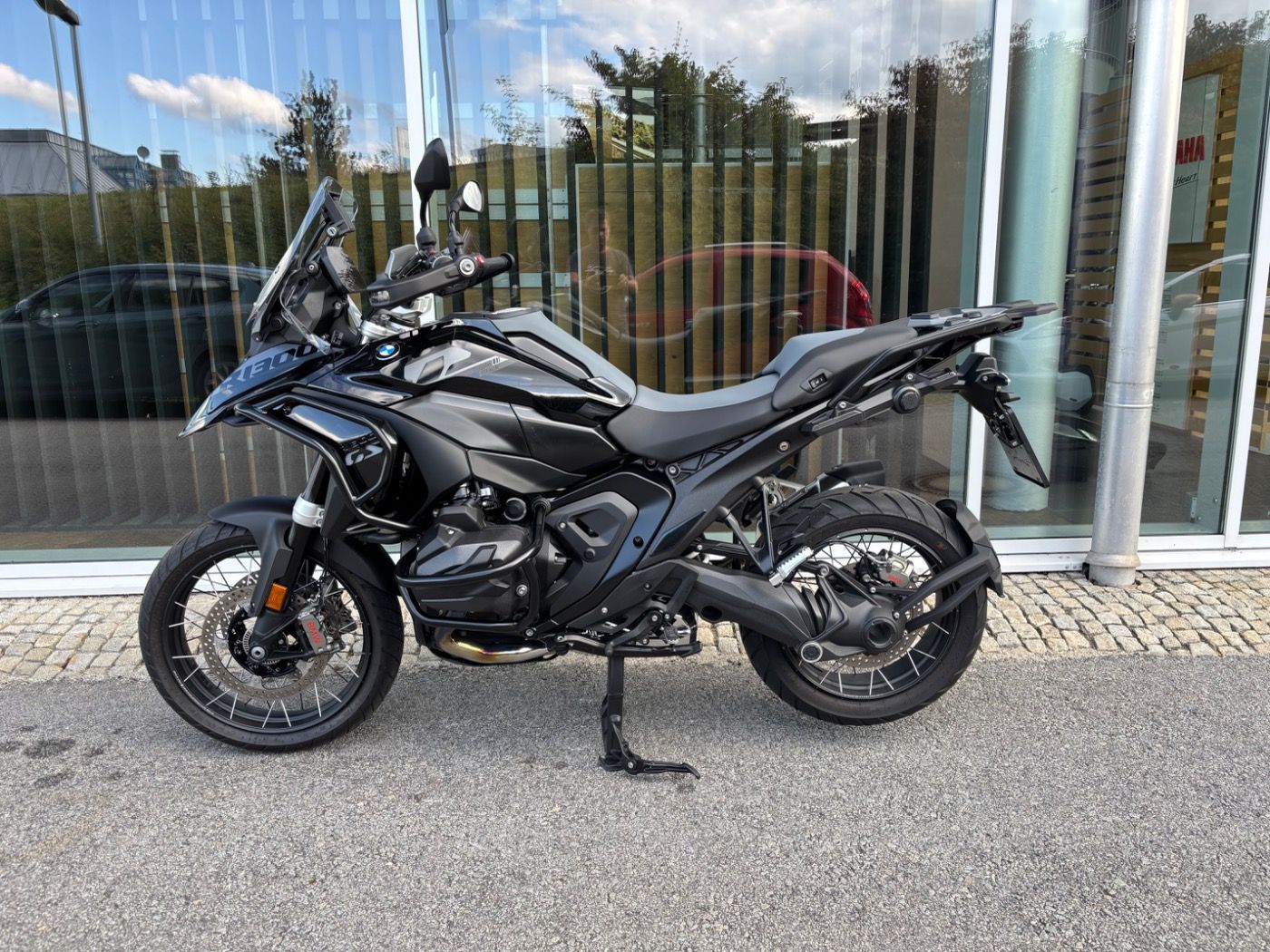 Fahrzeugabbildung BMW R 1300 GS Triple Black