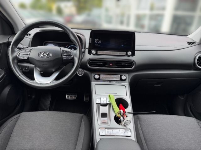 Fahrzeugabbildung Hyundai KONA Edition 30+ Elektro 2WD +CARPLAY+KLIMA+SHZ+
