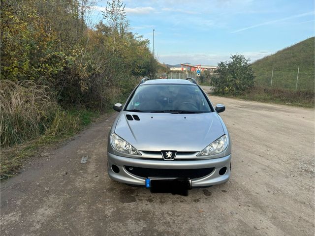 Peugeot 206 automatisch Getriebe neuer TÜV