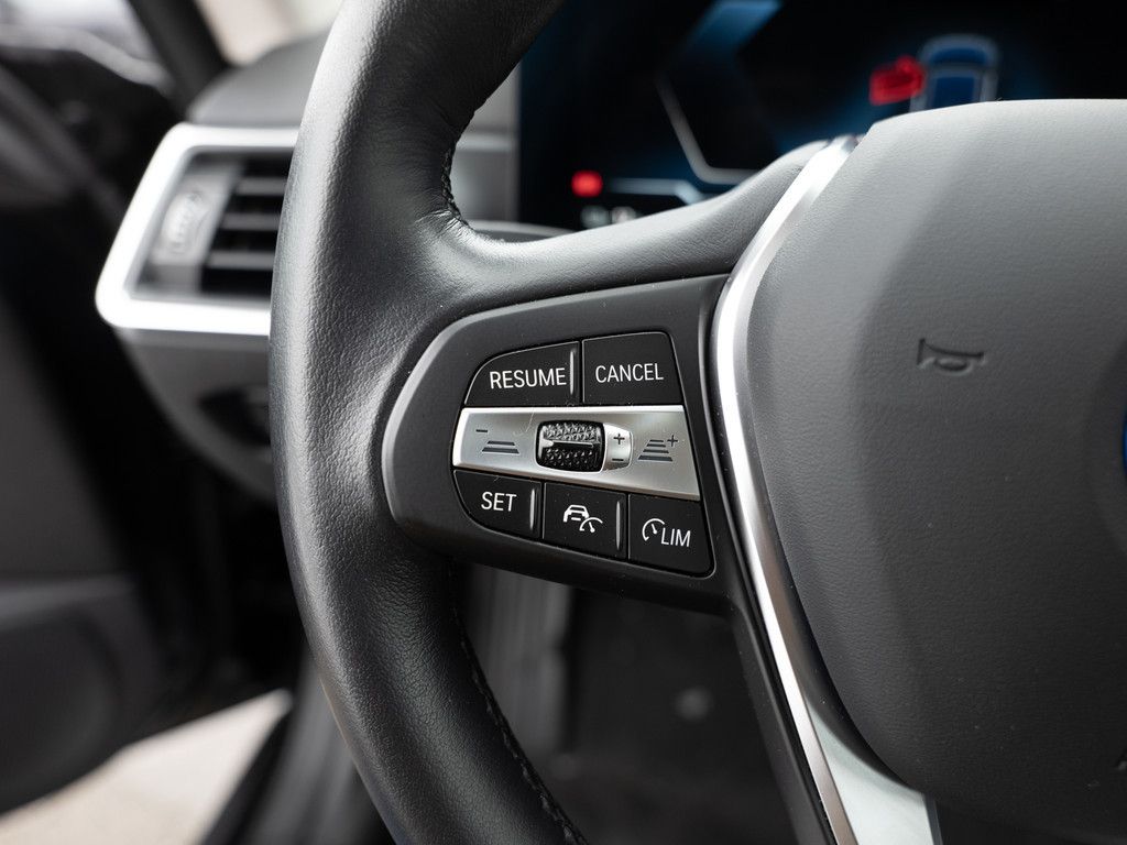 BMW i4 - Bild 25