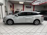 Renault Megane IV Grandtour Play TCe 130 NAVI PDC - Renault Megane Play