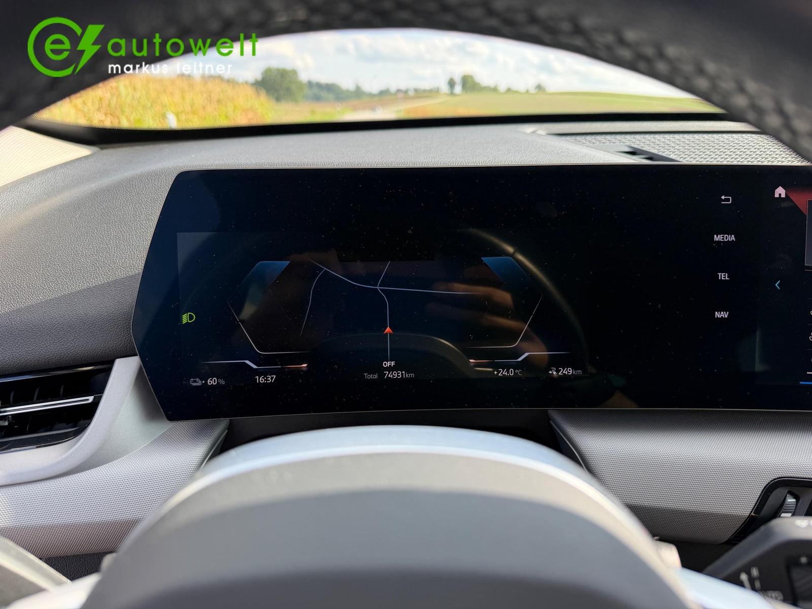 BMW iX1 xDrive30 67kWh AHK adapt. LED Komfortzugang, миниатюра 12