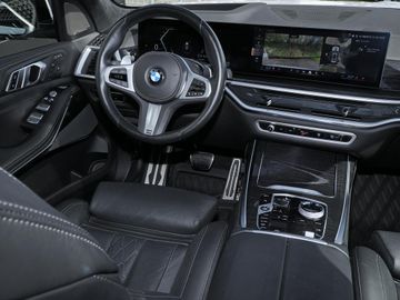 BMW X7 - 8
