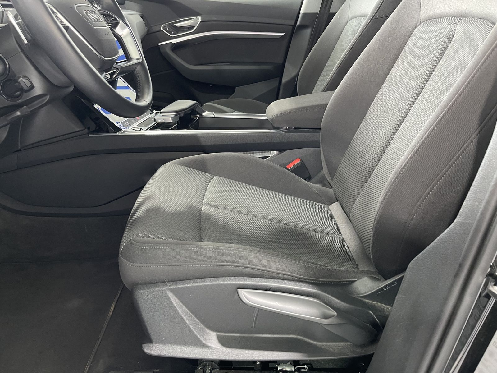 Fahrzeugabbildung Audi e-tron 50 Quattro*LED-Matrix*360°Cam*