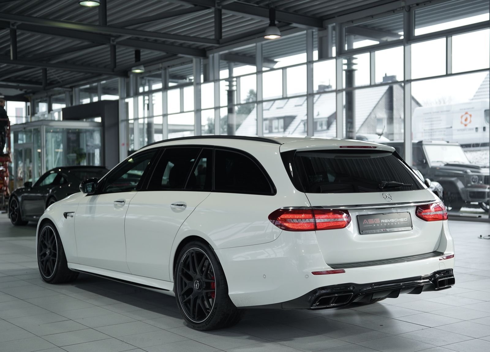 Mercedes Benz E 63 Amg