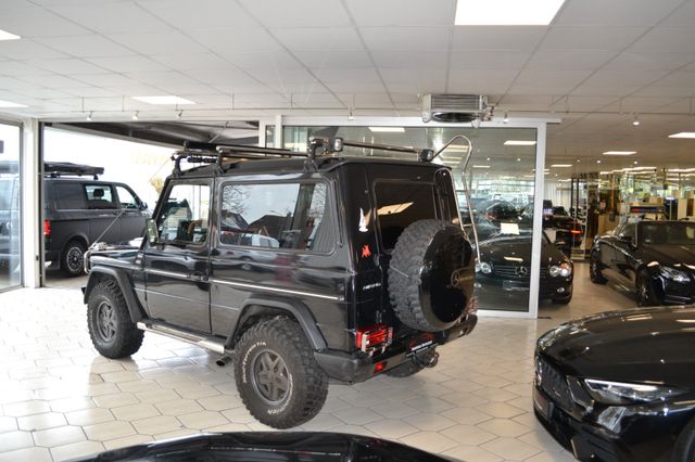 Mercedes-Benz G 230