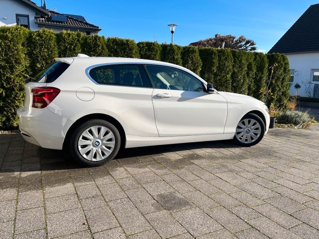 BMW 118D Sportline aus Rentner Hand top ge...