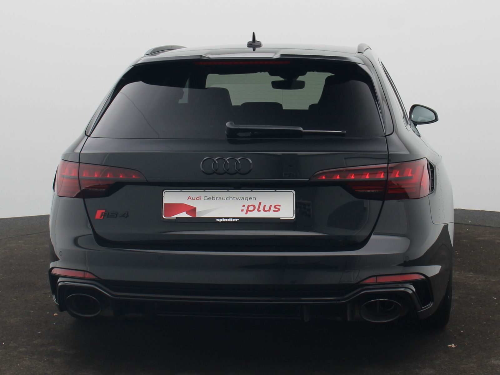 Audi RS4 - Bild 6