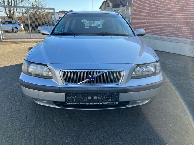 Volvo V70 2.4 Comfort