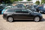 Volkswagen Passat Variant Elegance *AHK*ACC*DAB*NAVI*LED* - VW Passat Gebrauchtwagen in Düsseldorf