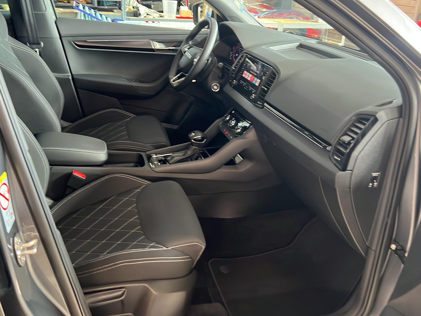 Skoda Karoq 1.5 TSI DSG Sportline*Kamera*ACC*DAB*KeyGo