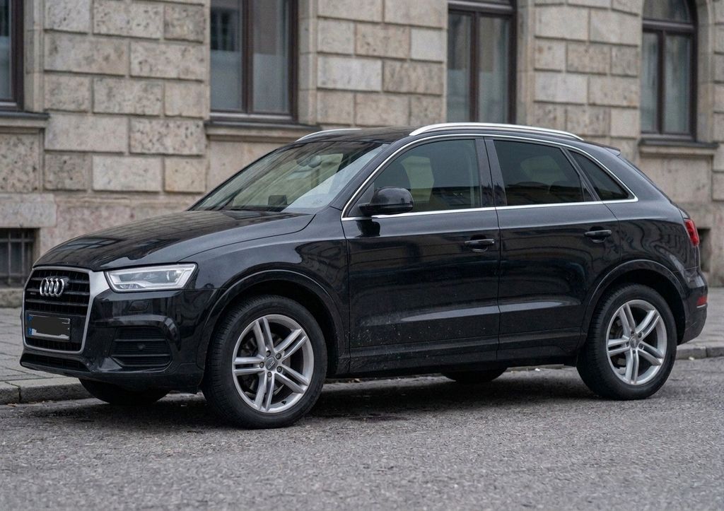 Image of Audi Q3