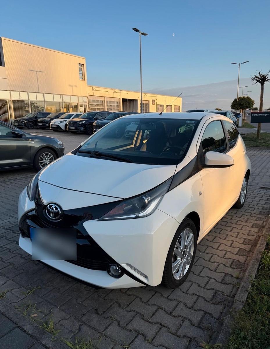 Toyota Aygo | 69 PS | 5-Türer | Nur 50.116 km | 