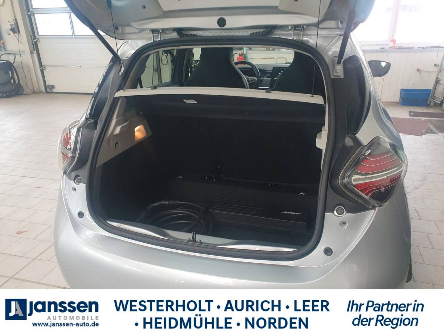 Fahrzeugabbildung Renault ZOE INTENS Batteriemiete R135 Z.E. 50