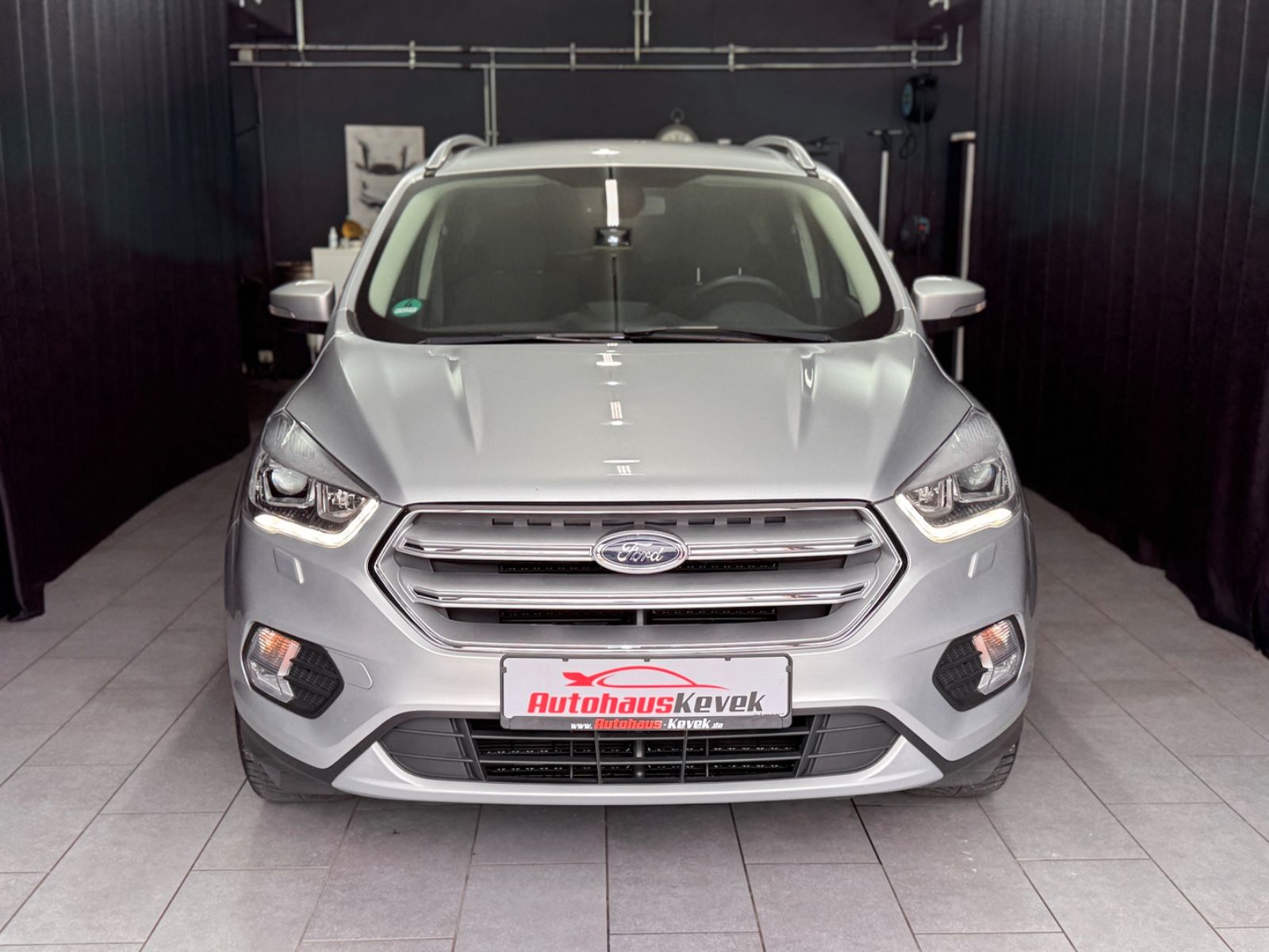 Fahrzeugabbildung Ford Kuga Cool & Connect|NAVI|1.HAND|