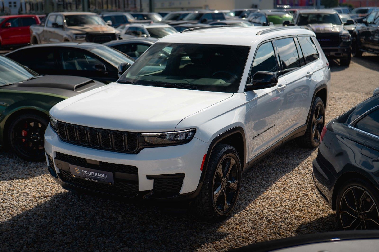 Fahrzeugabbildung Jeep Grand Cherokee 3.6 4x4 L Altitude Mod. 2022 19%