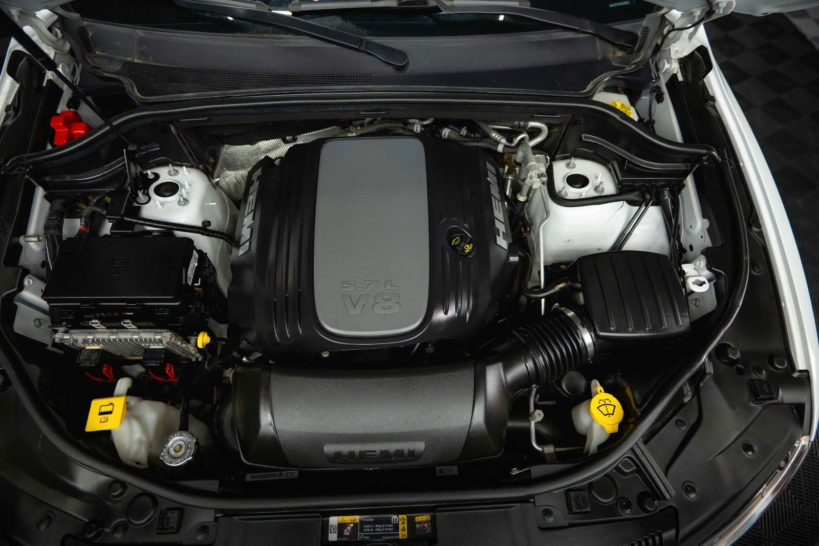 Fahrzeugabbildung Dodge Durango 5.7 V8 R/T  4x4 Night Paket *LED*1.Hand*