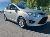 Ford C-Max C-MAX Titanium - Ford C-Max: Limousine