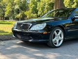 Mercedes-Benz S 65 AMG - Mercedes S 65 AMG mit Schiebedach